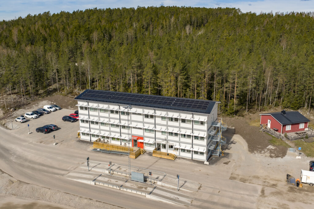 Översiktsbild över Parmacos kontorslösning på Ulvberget i Hudiksvall.