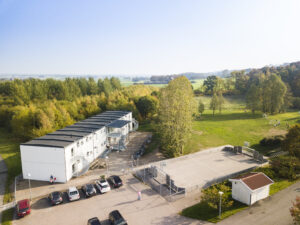 Översiktsbild av Tingdalsskolan, en skola levererad av Parmaco.